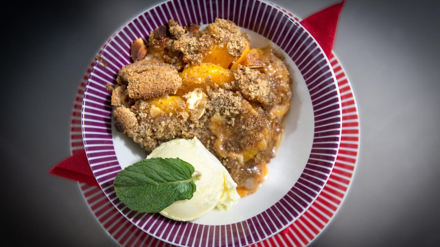 Dessert di Paulette Deladoey: Crumble di albicocche