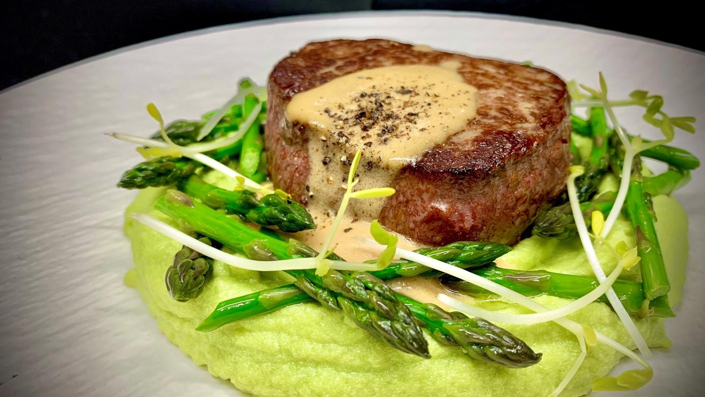 2021.04.27 Filetto alla Voronoff con puré di asparagi.jpg