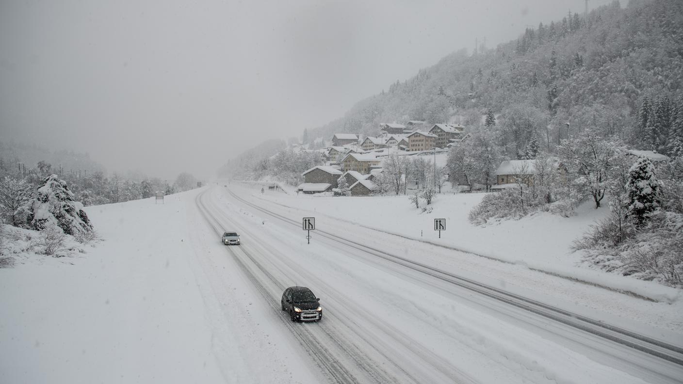 Neve in Valle Leventina