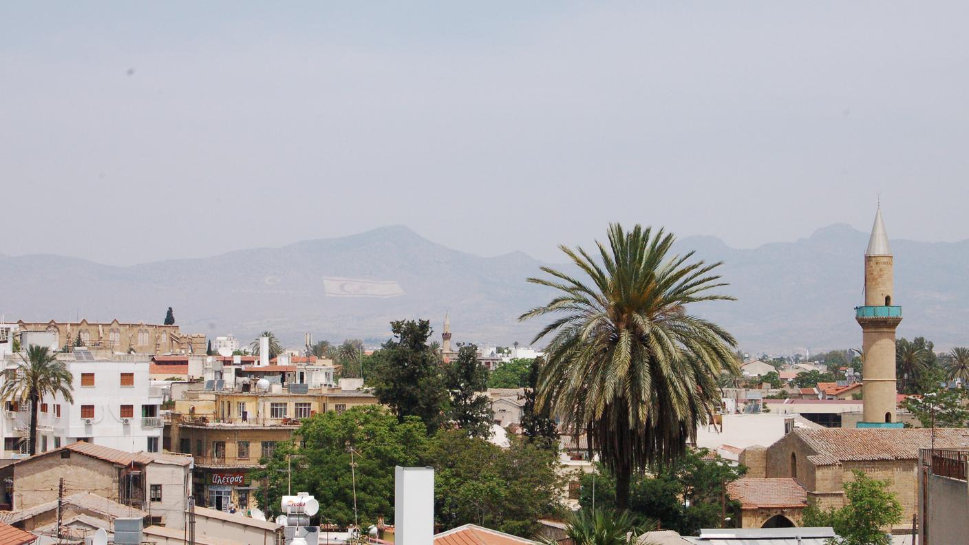 Nicosia vista dall'alto e... la zona cuscinetto, da qui, sembra che non ci sia
