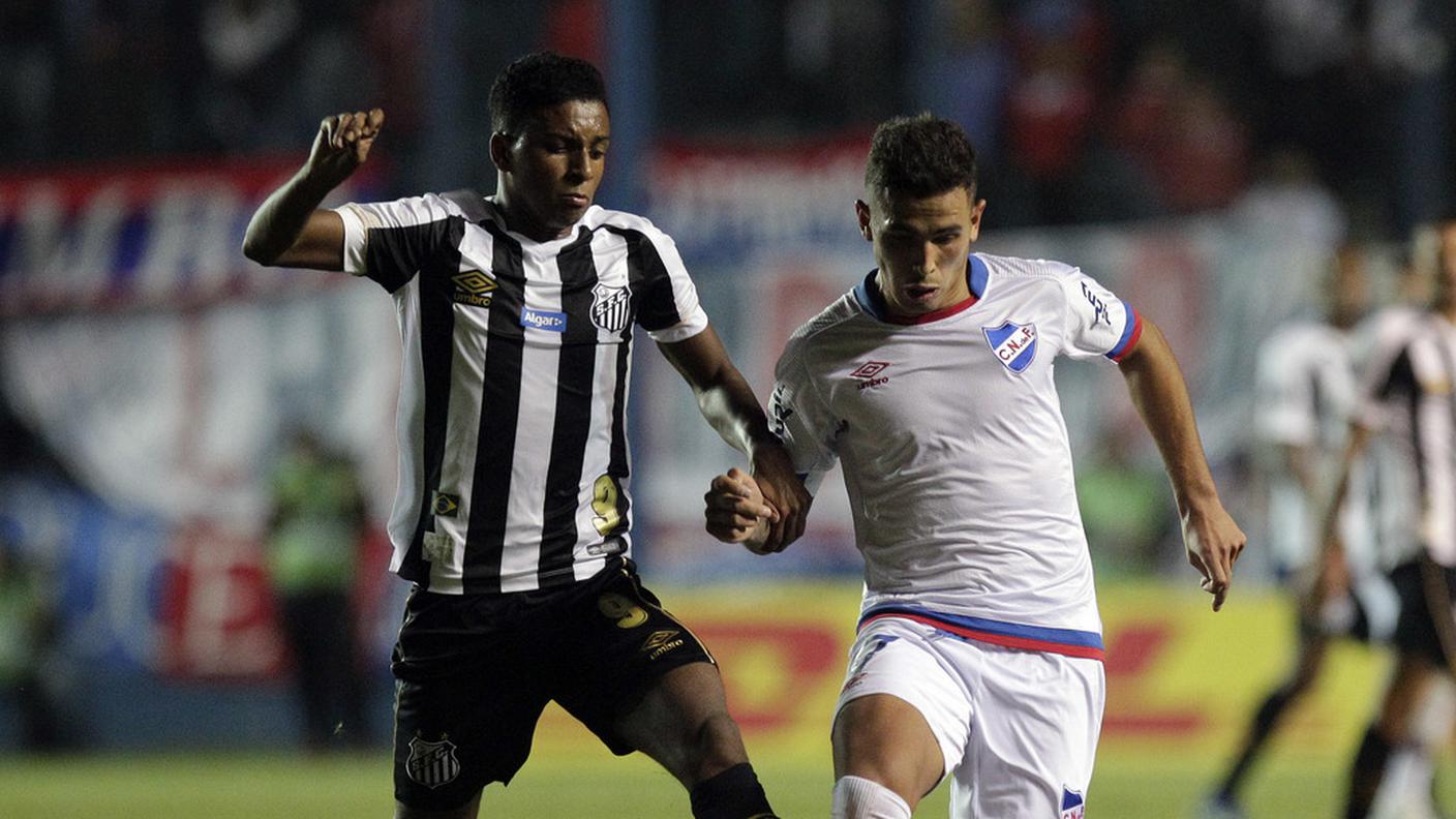Con la maglia del Santos in Copa Libertadores