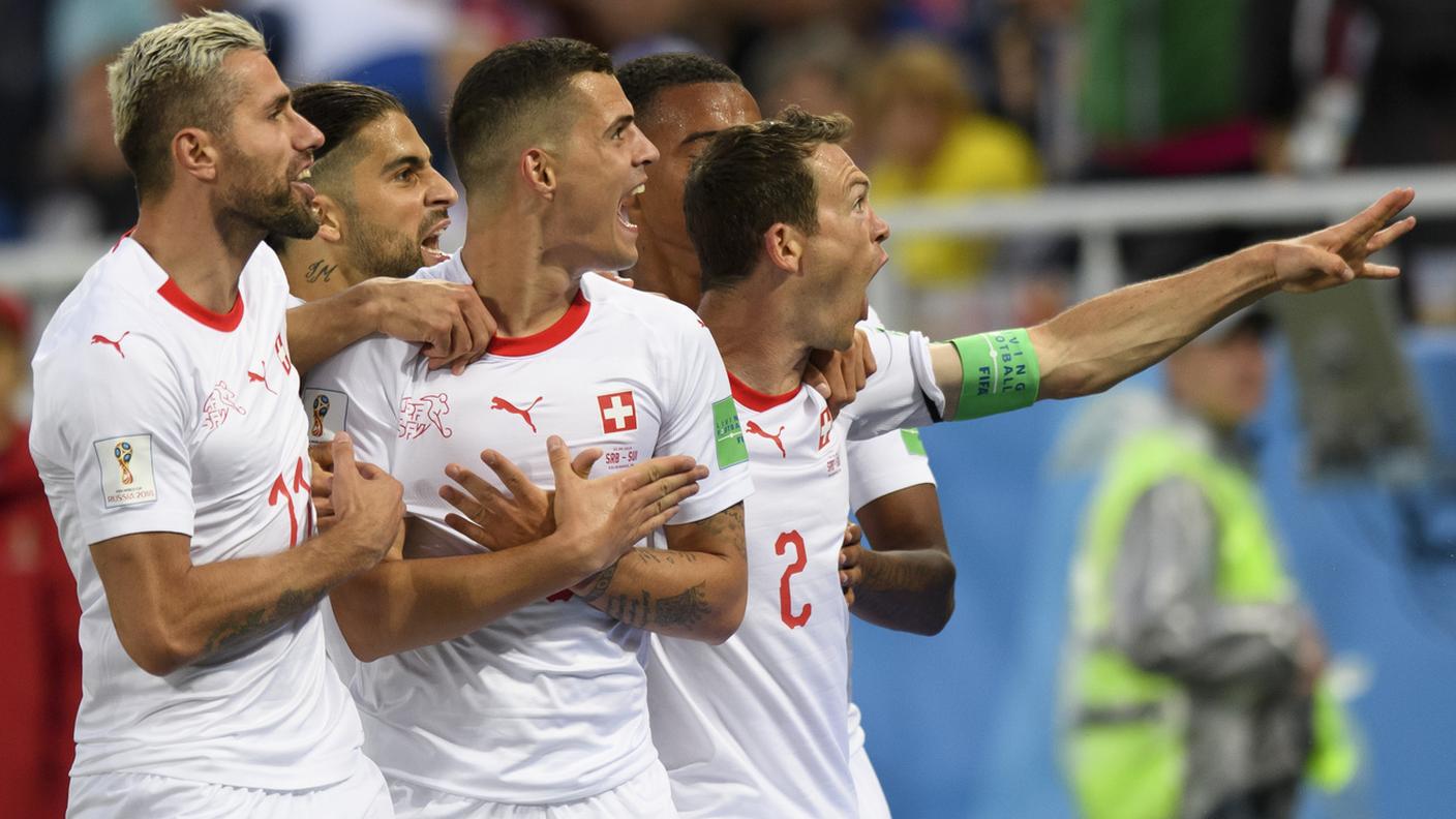 Xhaka e Shaqiri esultanza con polemica