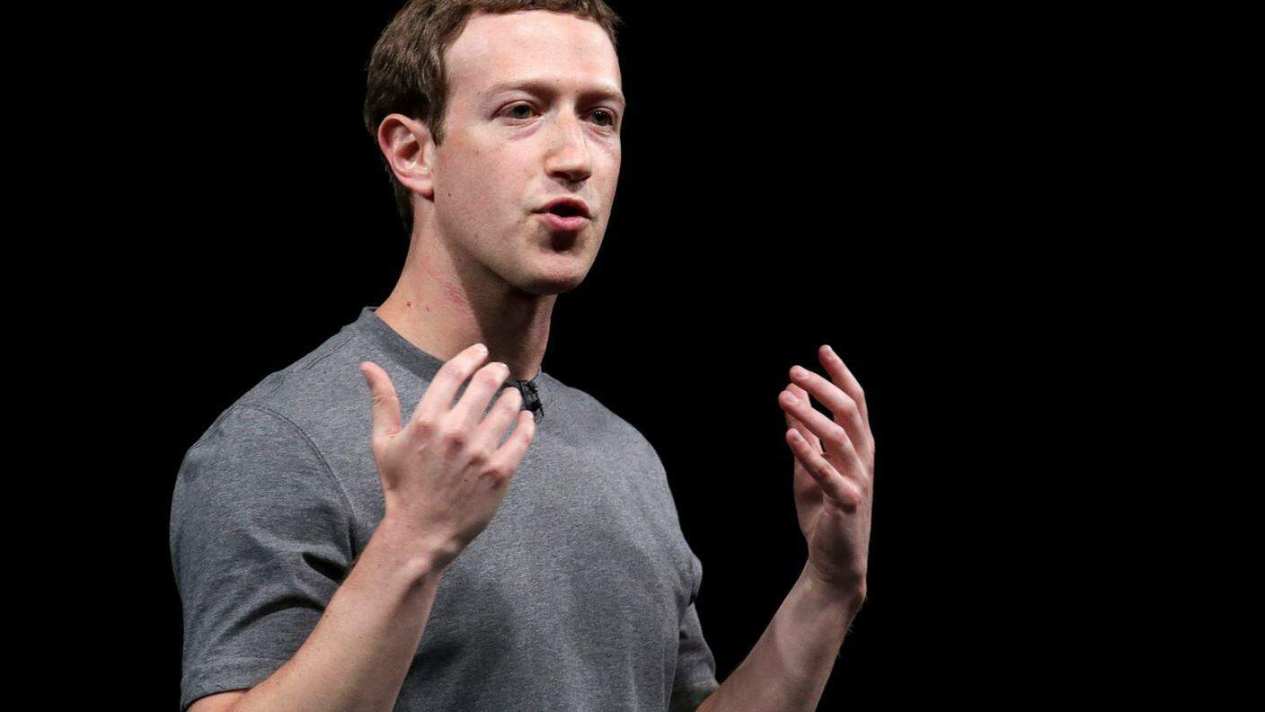 Il creatore di Facebook è diventato miliardario all'età di 23 anni