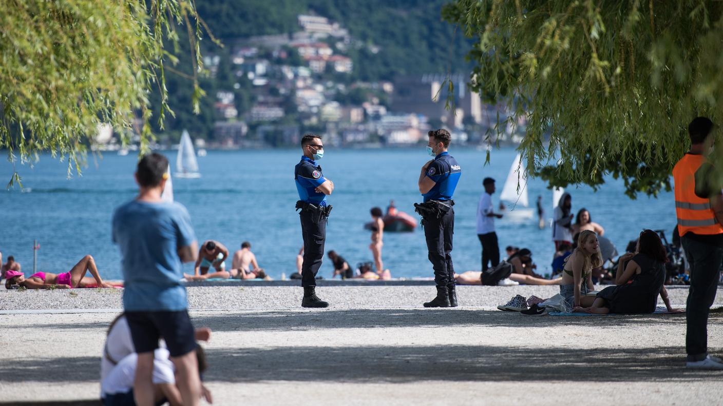 Distanti ma vicini alla Foce del Cassarate nei giorni scorsi