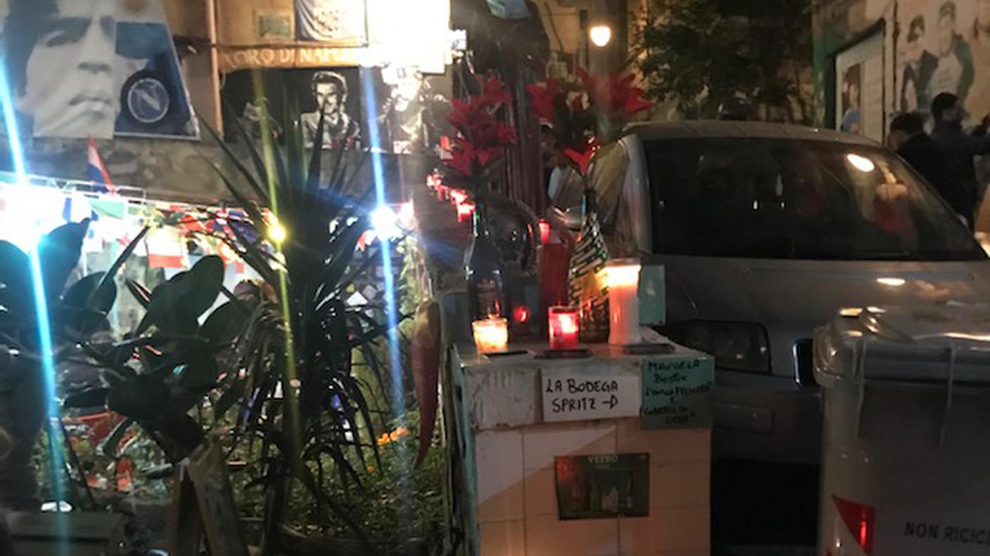 Ambiente ai quartieri spagnoli, Napoli