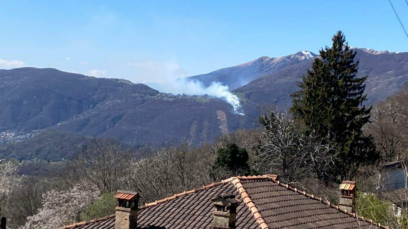 Le fiamme viste dalla Capriasca