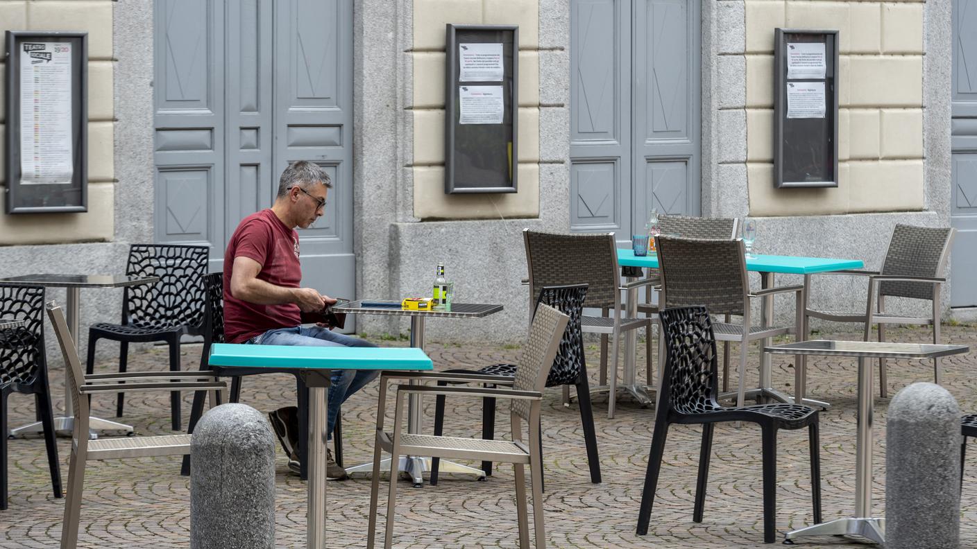 Un bar del centro storico di Bellinzona