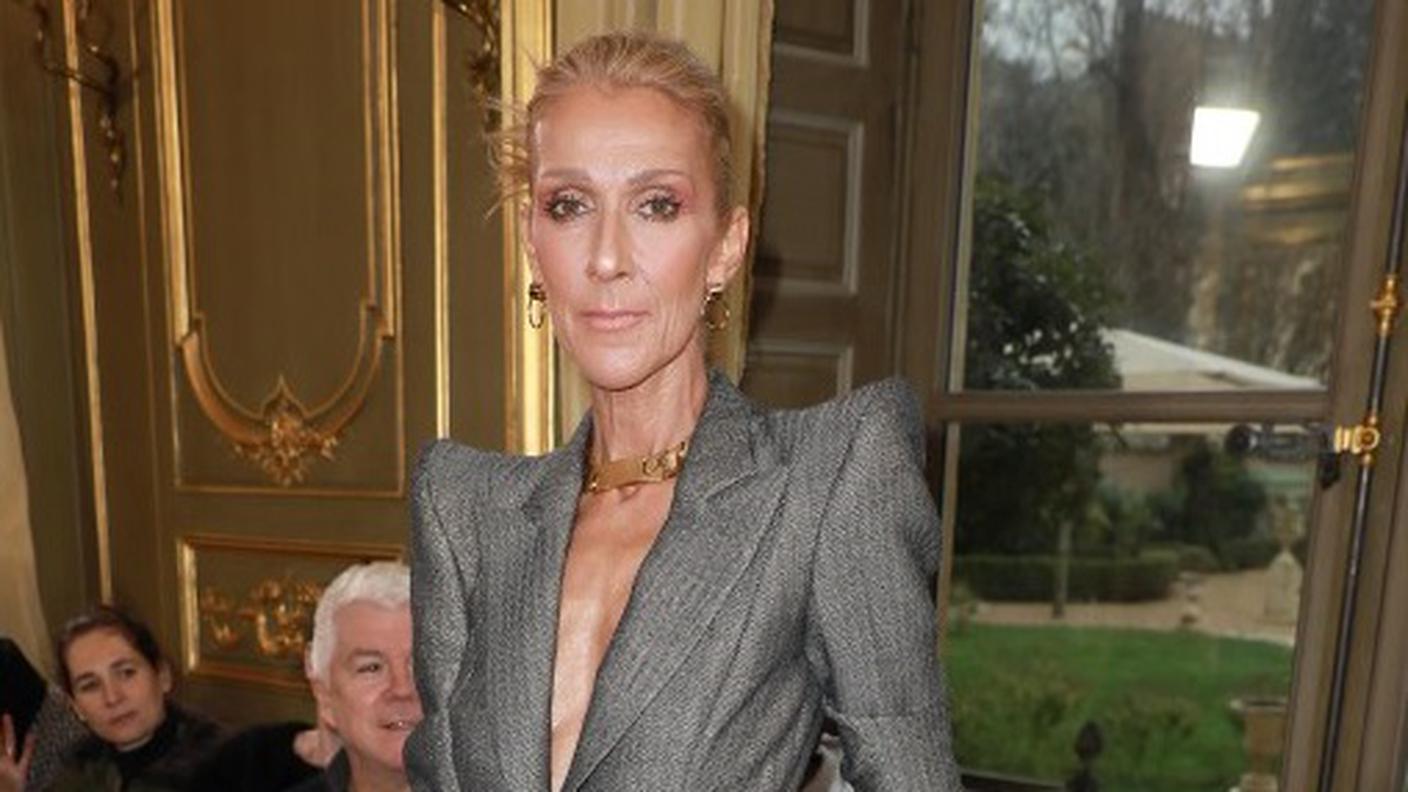 La cantante appare molto dimagrita