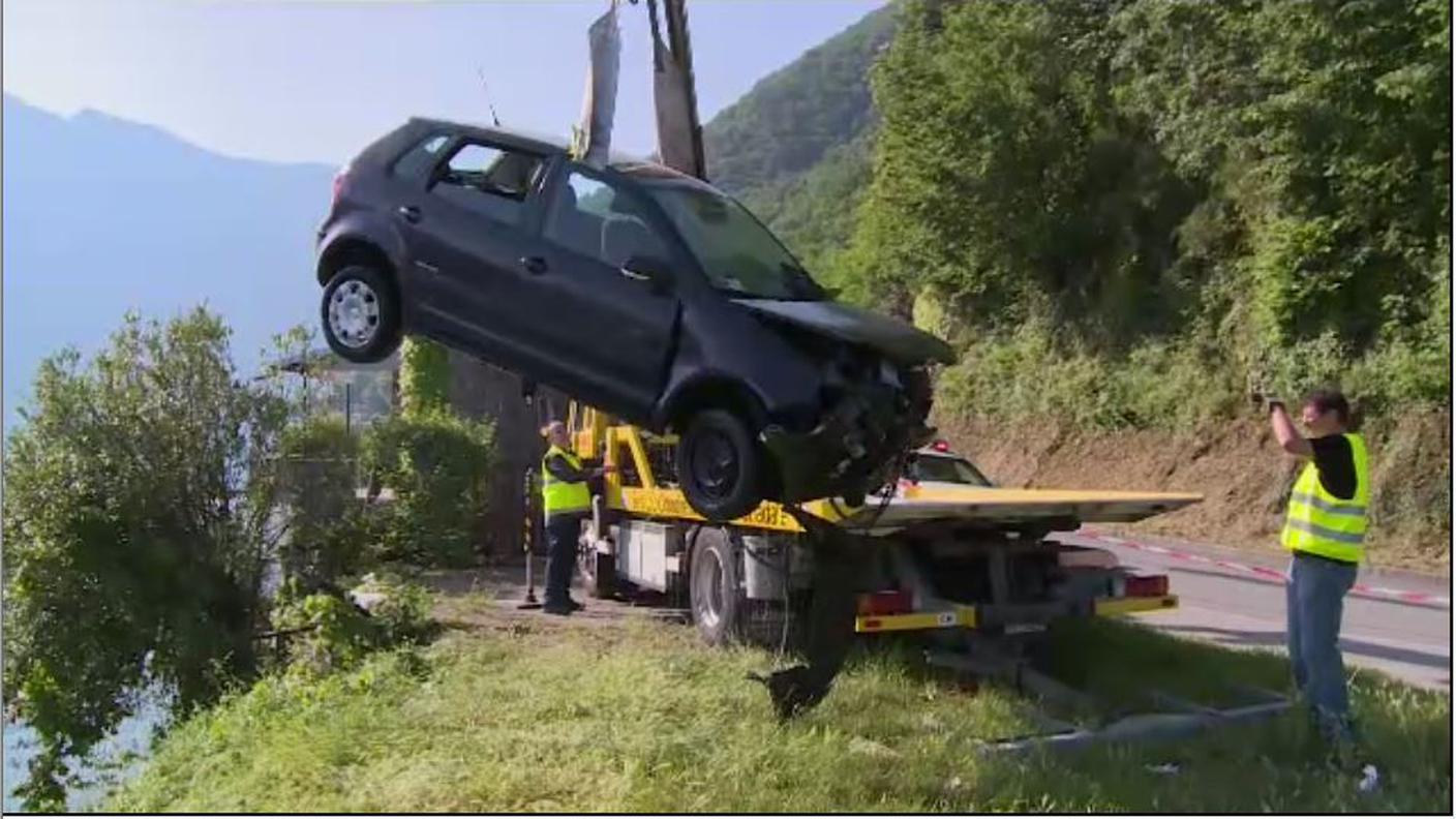 2 auto.JPG