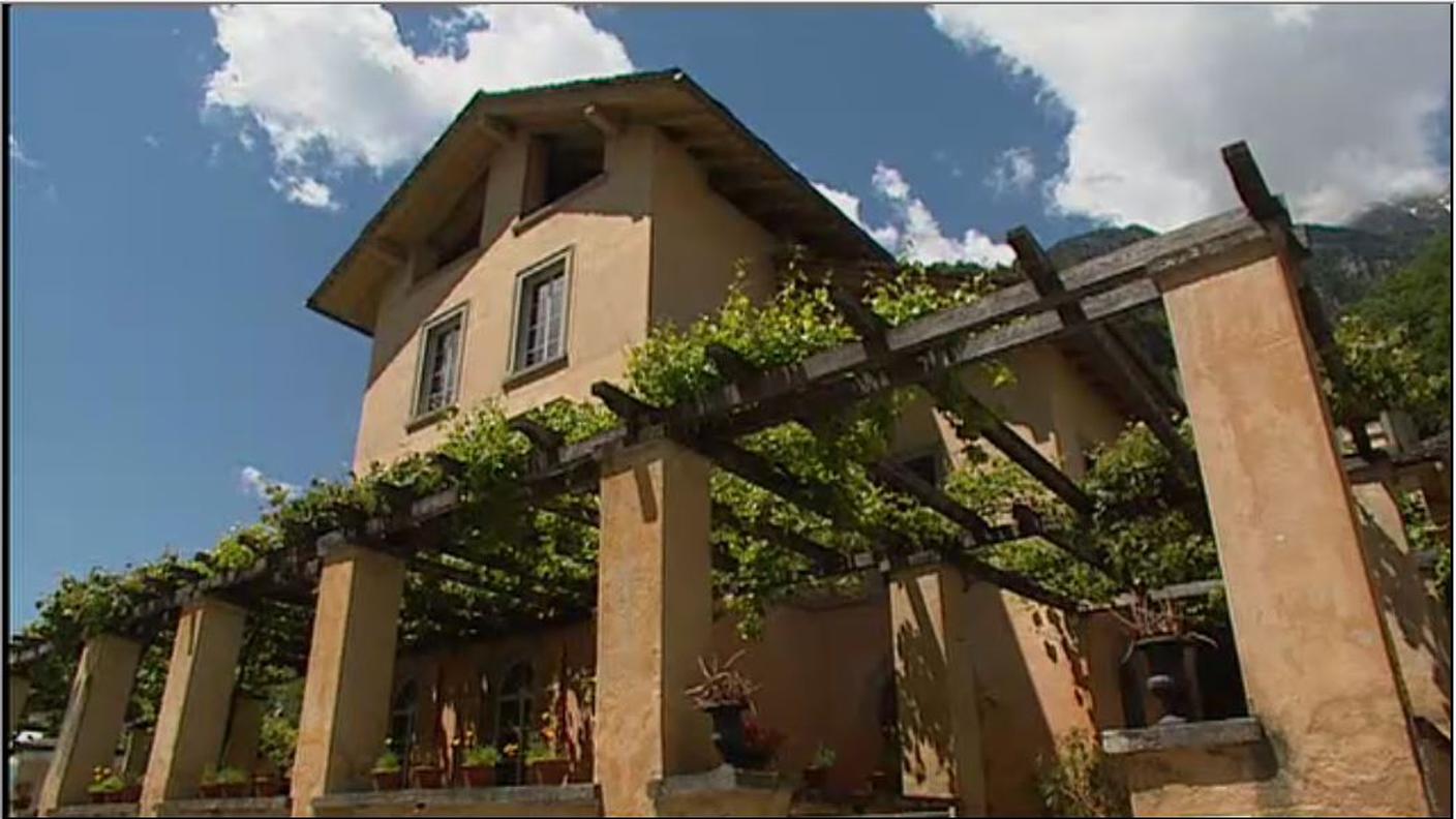 8 villa.JPG