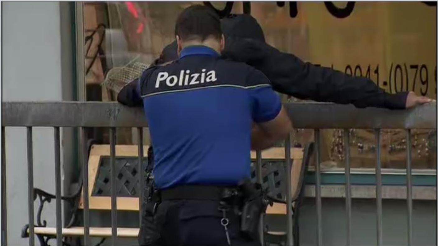 4 arresti.JPG