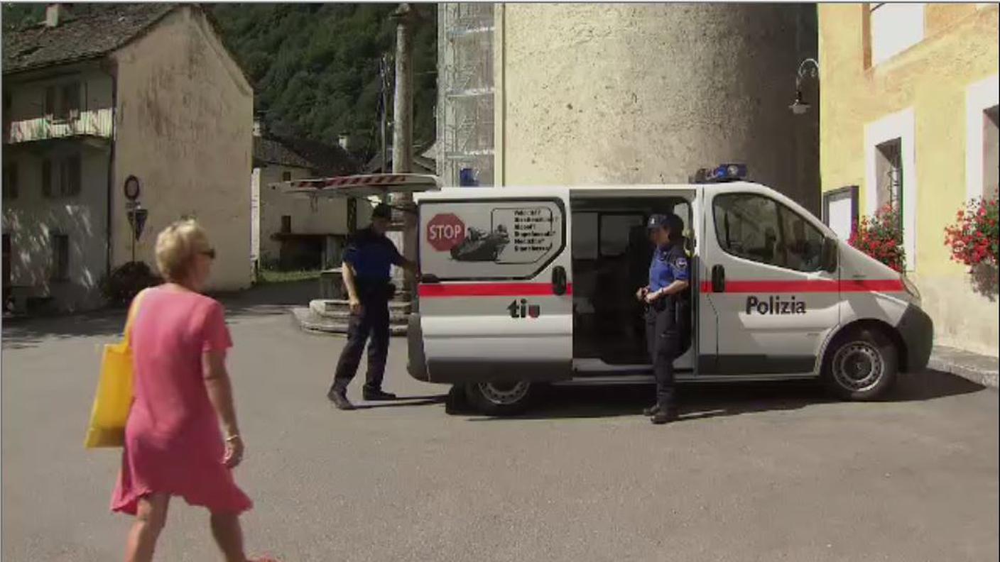 3 gendarmi.JPG