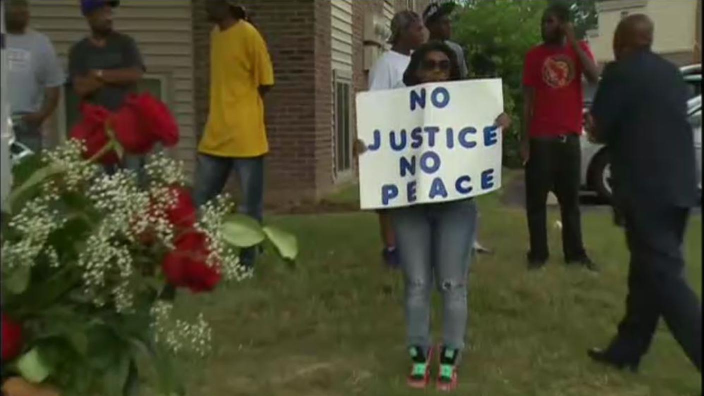 ferguson 1108.JPG