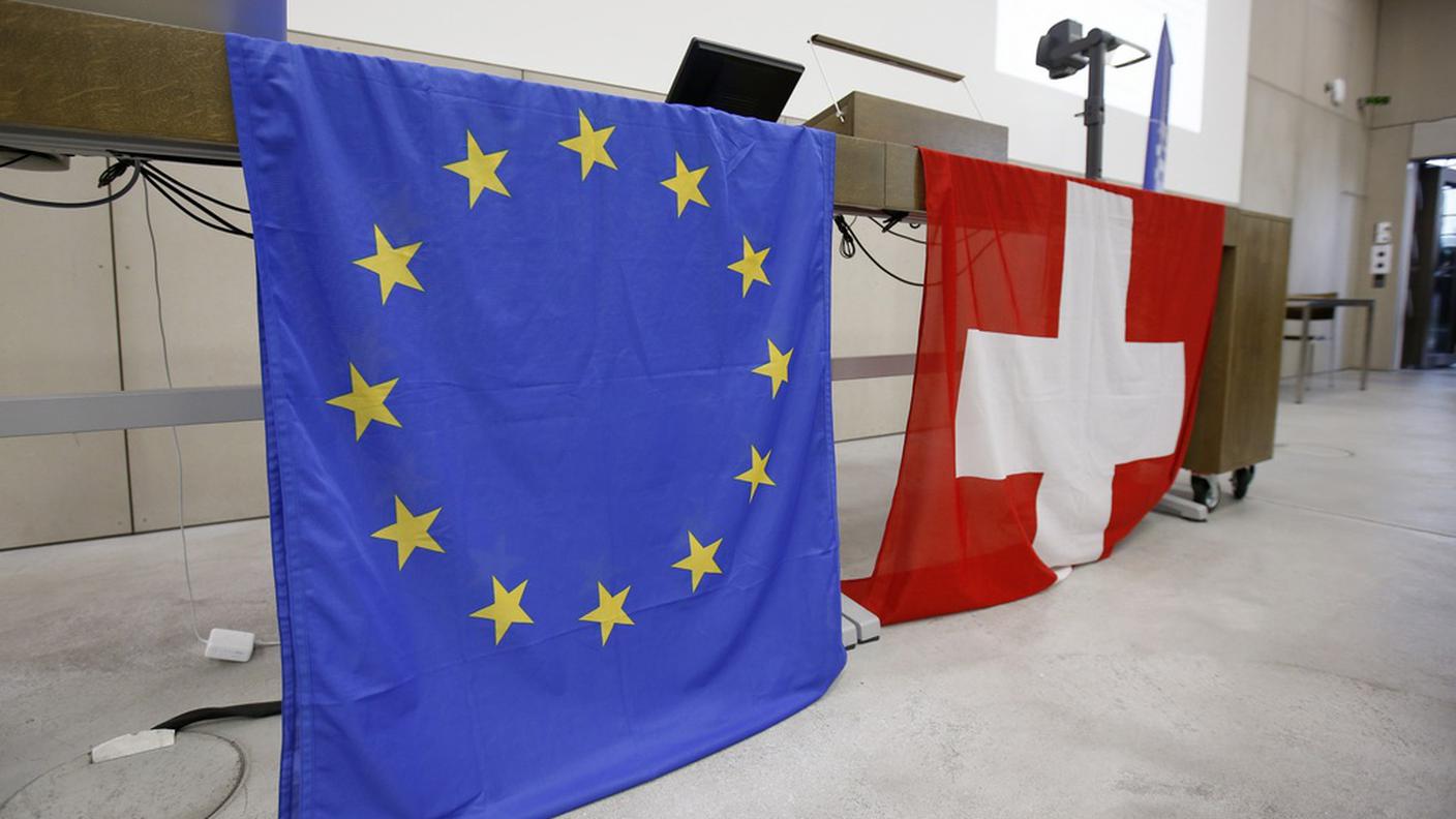 Anche in alcuni Paesi dell'UE si introducono divieti d'entrata