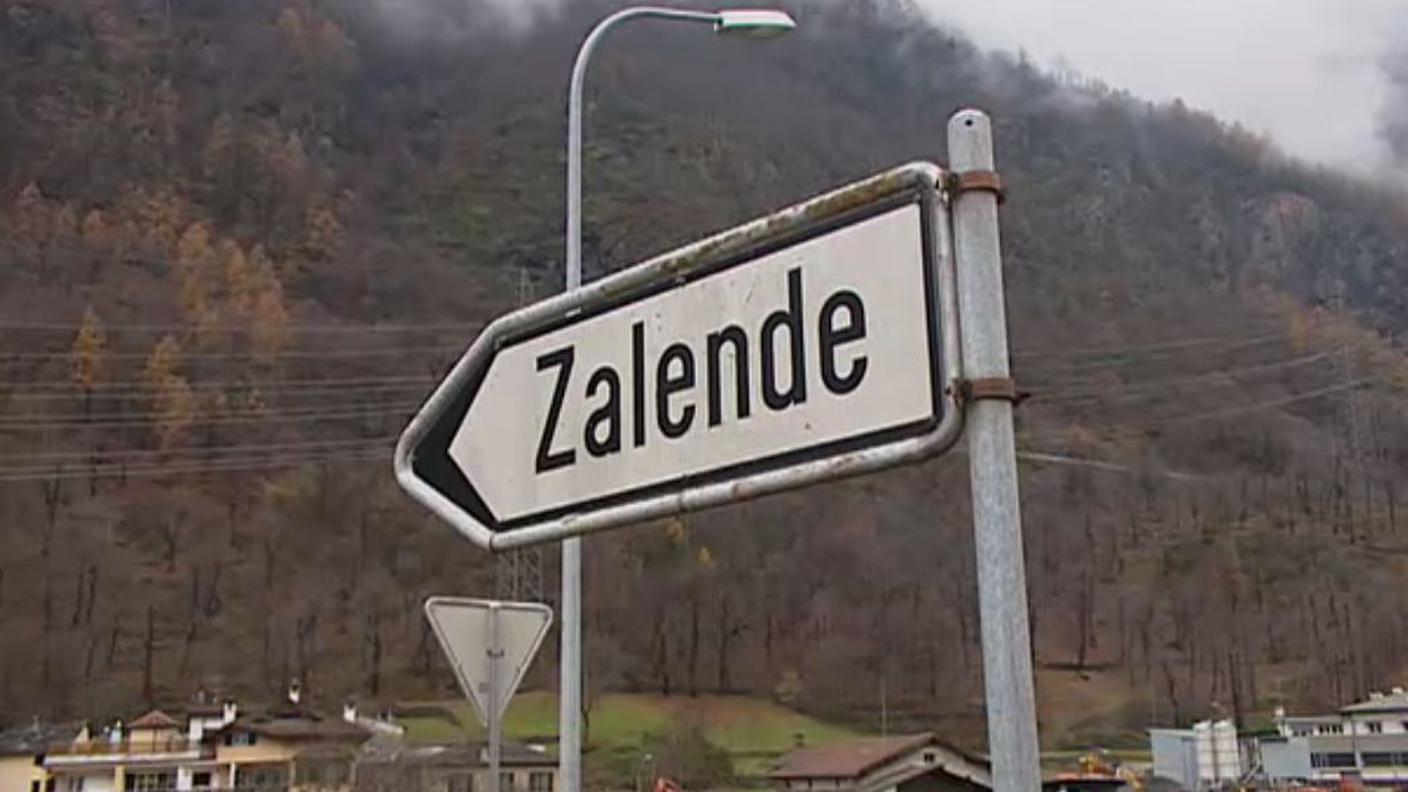 zalende cartello.JPG