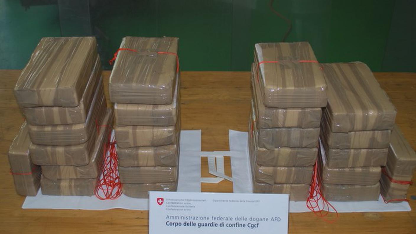 sequestro cocaina.JPG