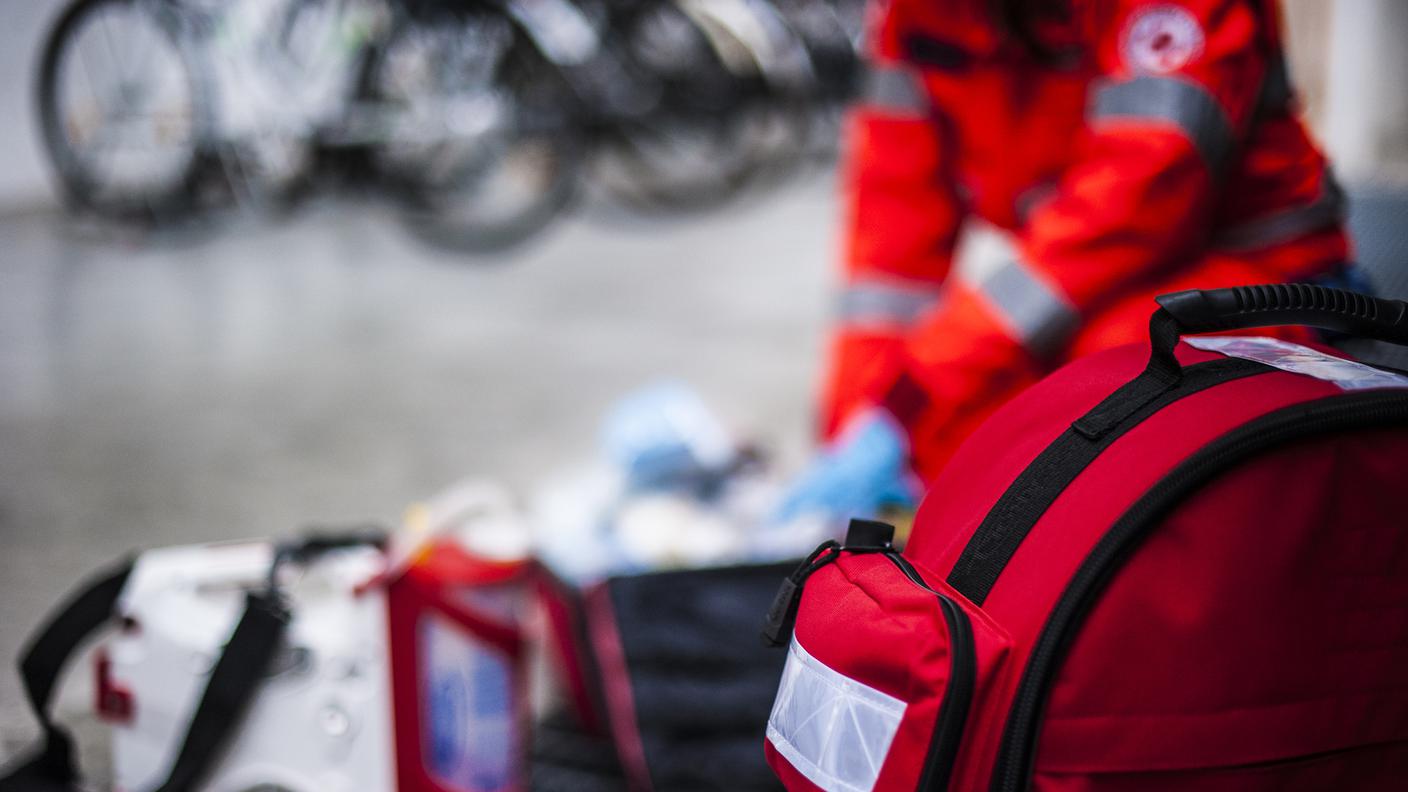 iStock-Cassetta di pronto soccorso, Pronto intervento, Ambulanza, Infermiera - Infermiere, Volontario
