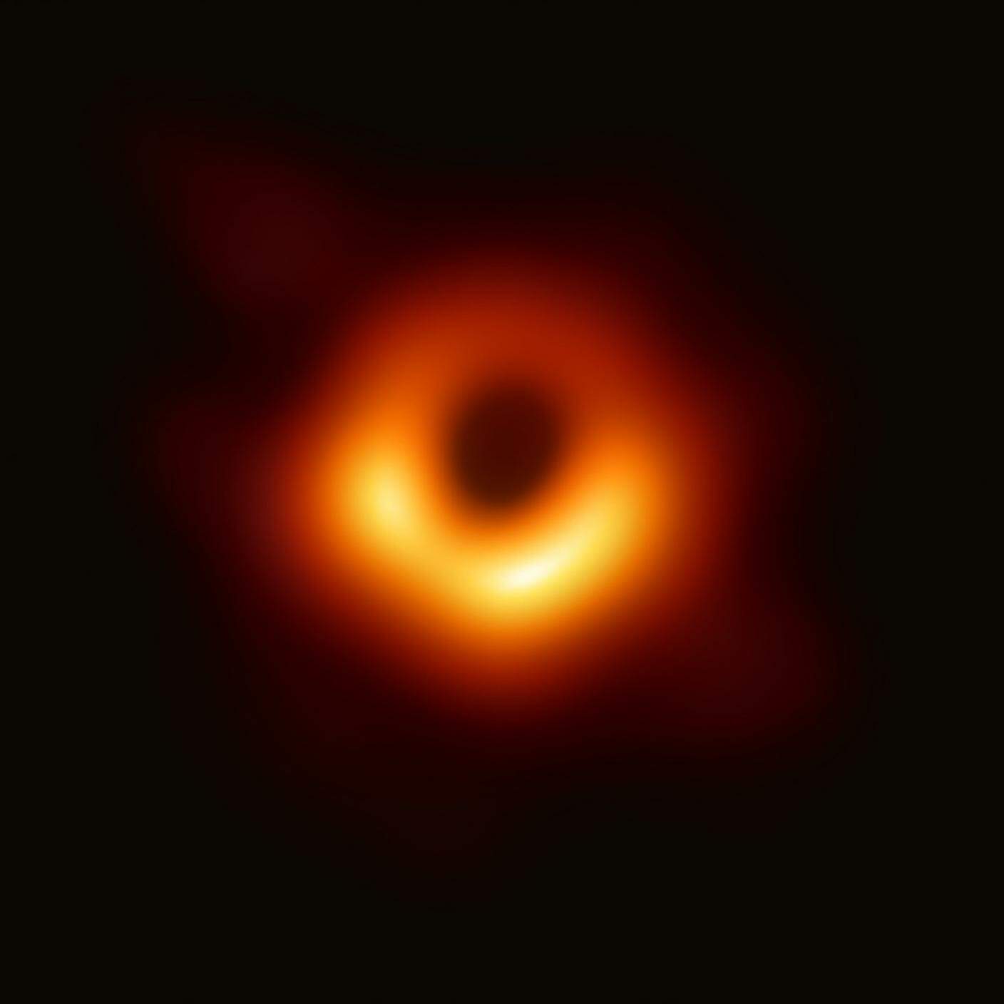 Fotografare un buco nero