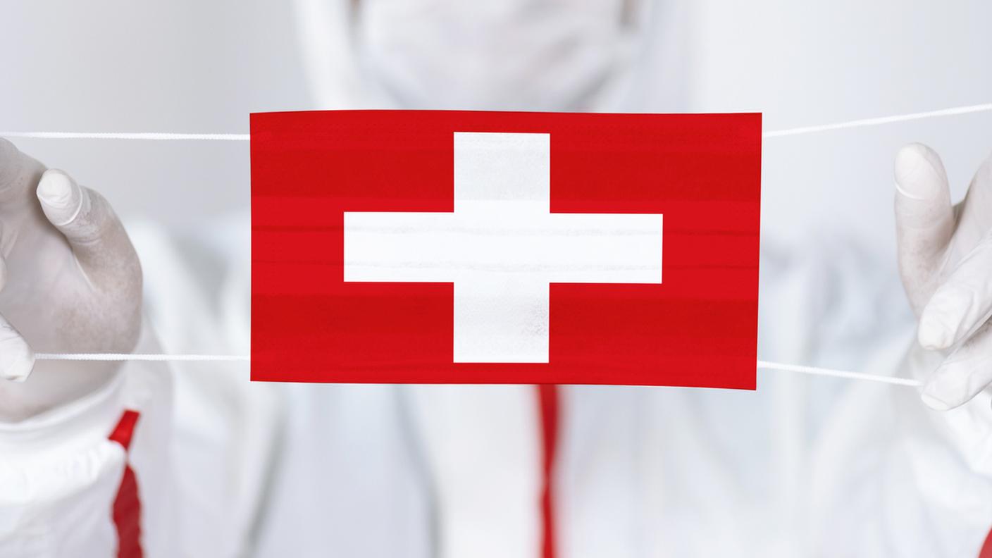 iStock-Svizzera, Turchia, Mascherina di protezione, Cultura svizzera, Bandiera della Svizzera