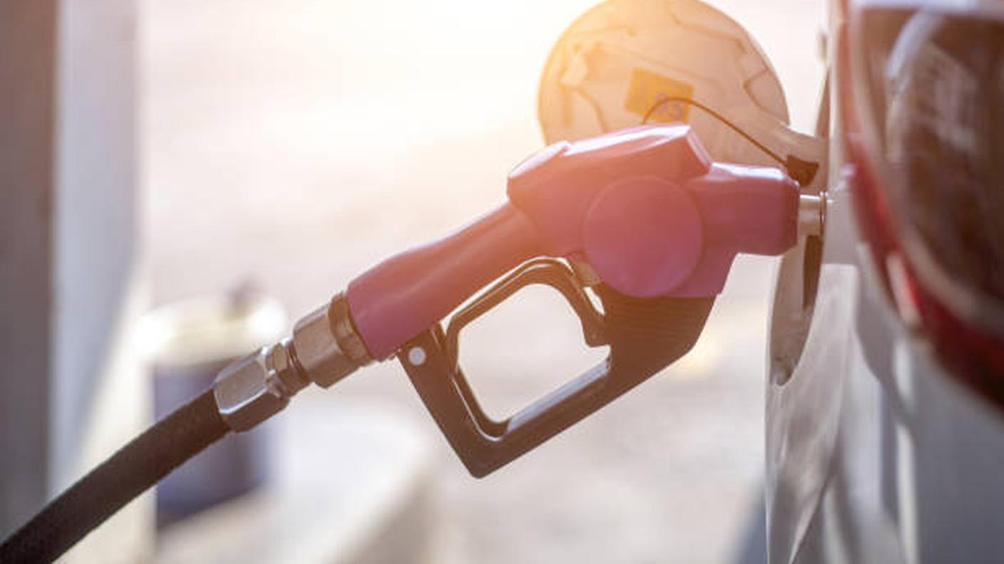 Fare il pieno costa sempre di più 
