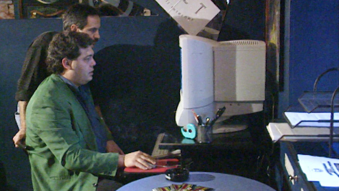 2313848_Il quotidiano_Internet cafe.jpg