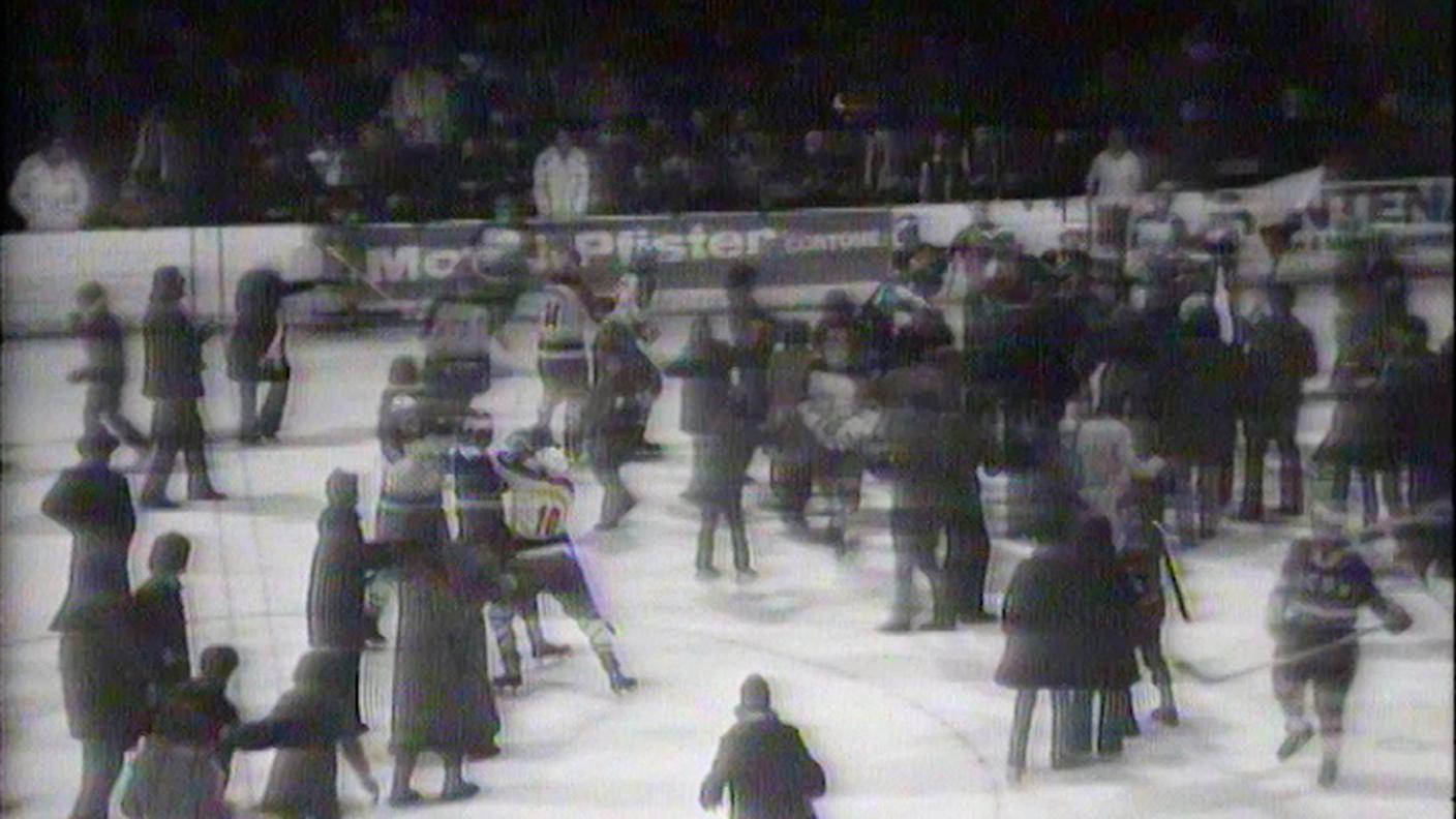Hockey Lugano - Ambrì 2-1 23 01 1973 A814564.jpg