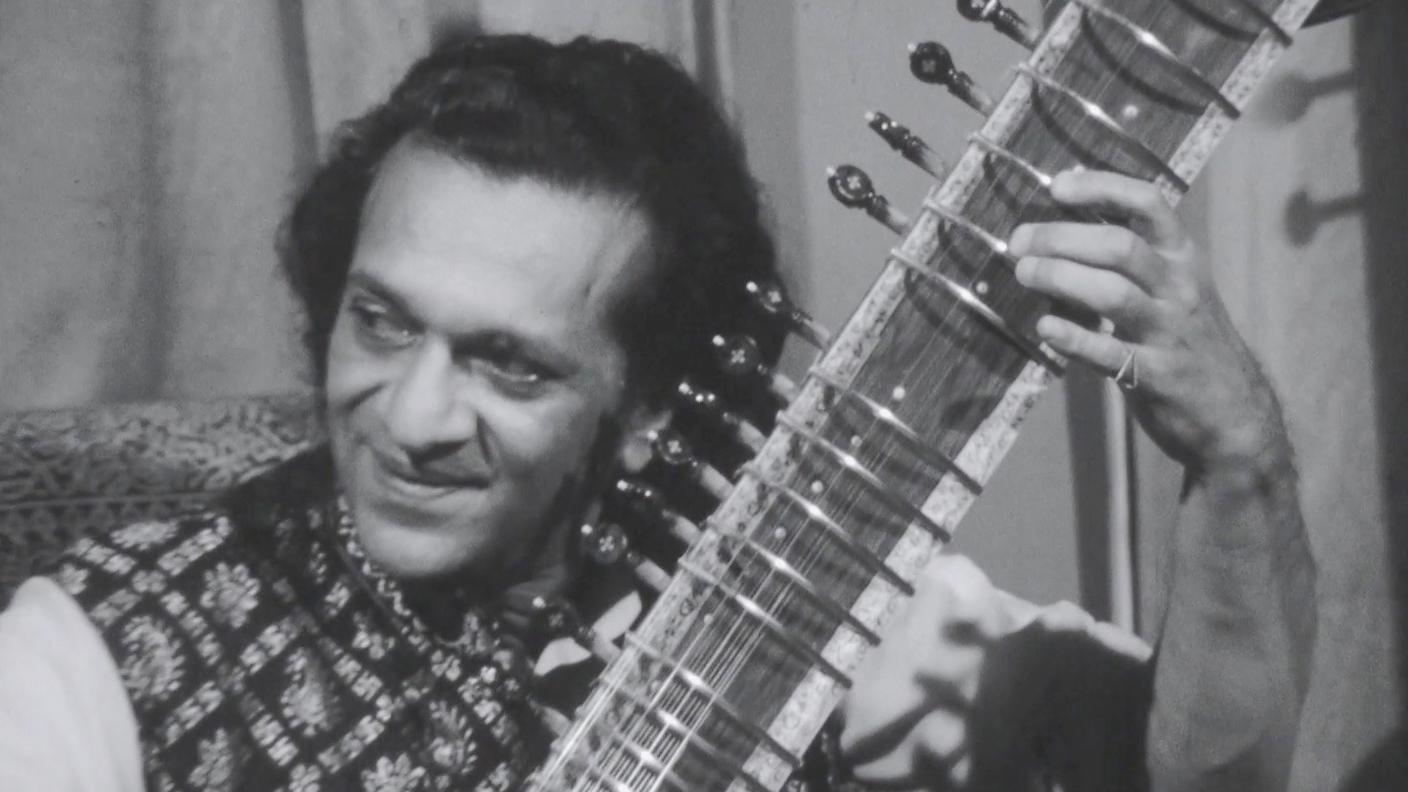 2033057_Vroum_Ravi Shankar.jpg