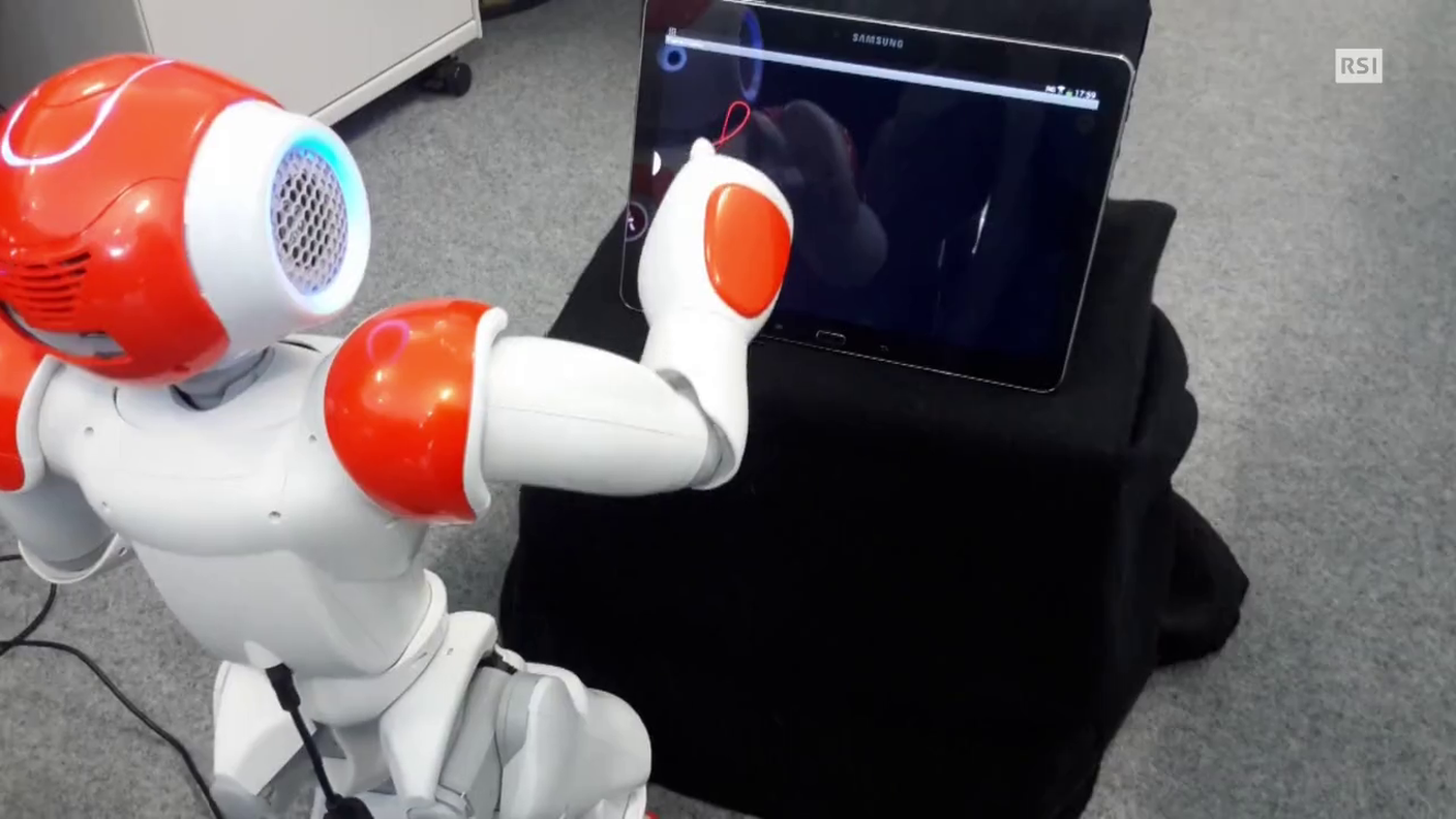 Il robot che insegna... imparando