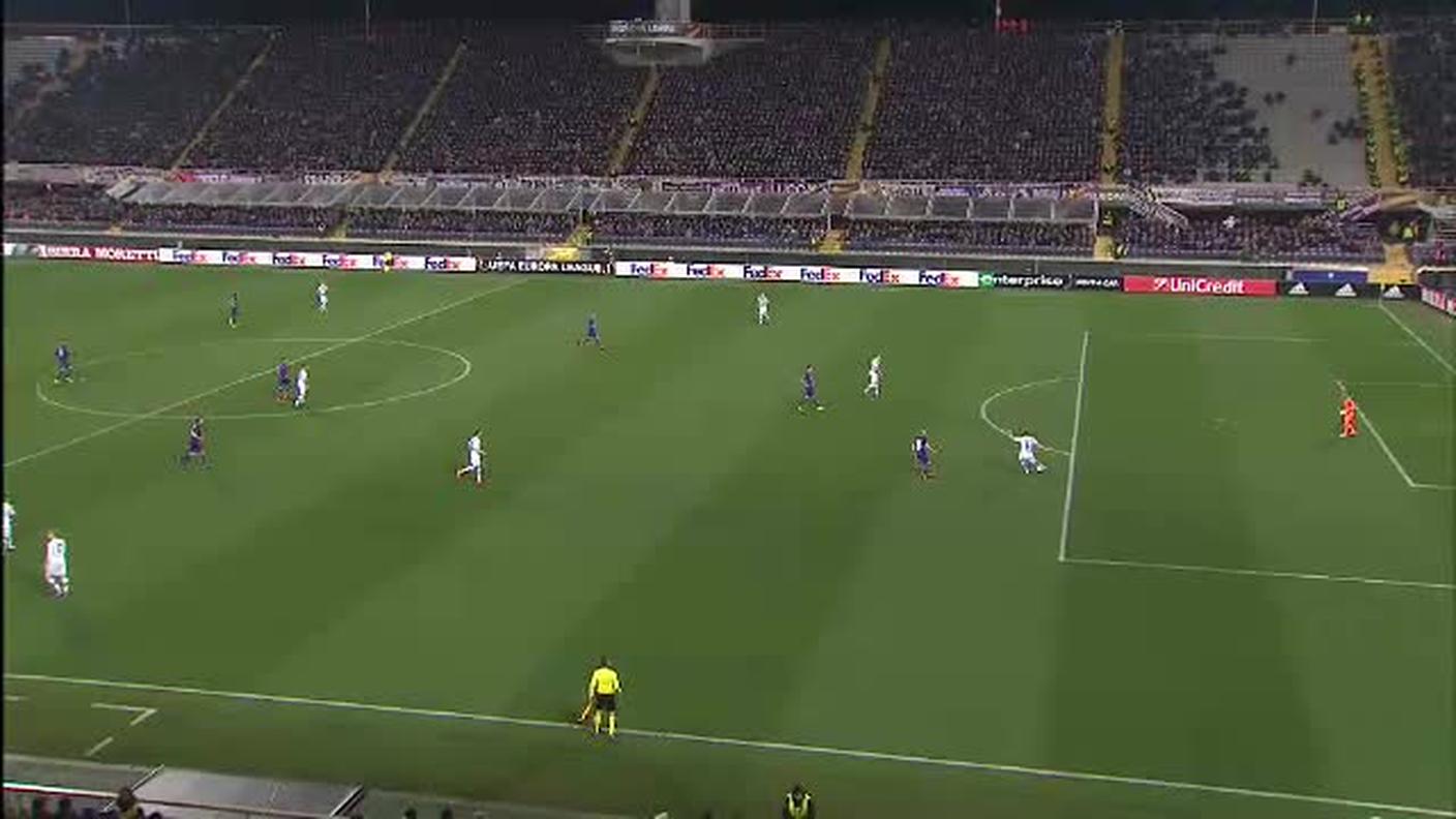 Europa League, il clamoroso svarione di Vestergaard in Fiorentina - Gladbach (23.02.2017)