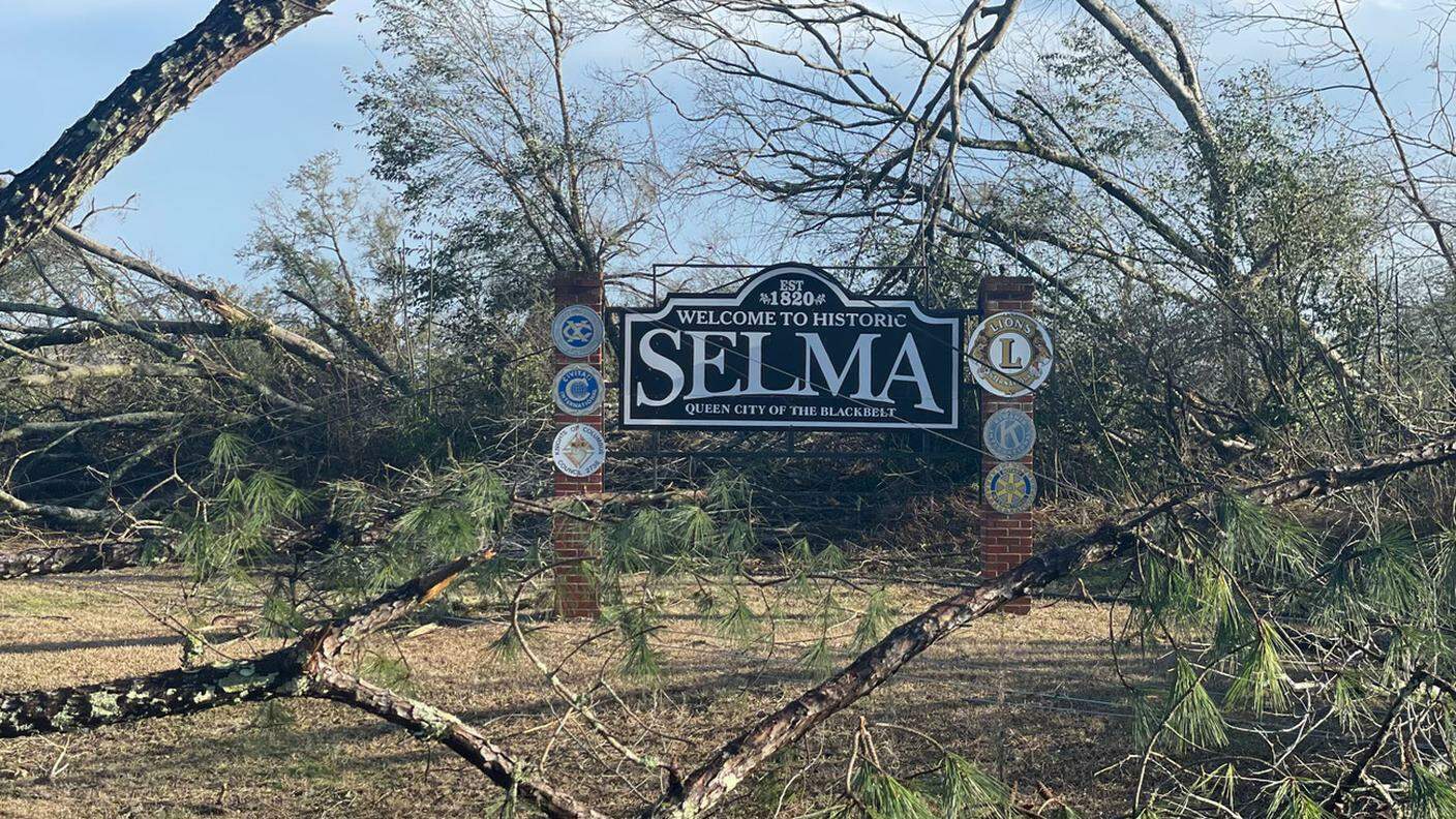 Particolarmente colpita la zona di Selma