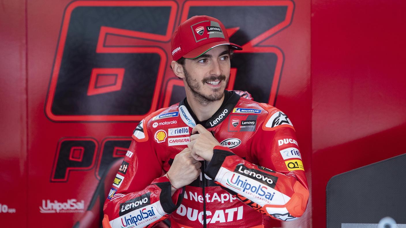 Un giro da fenomeno per il numero 63