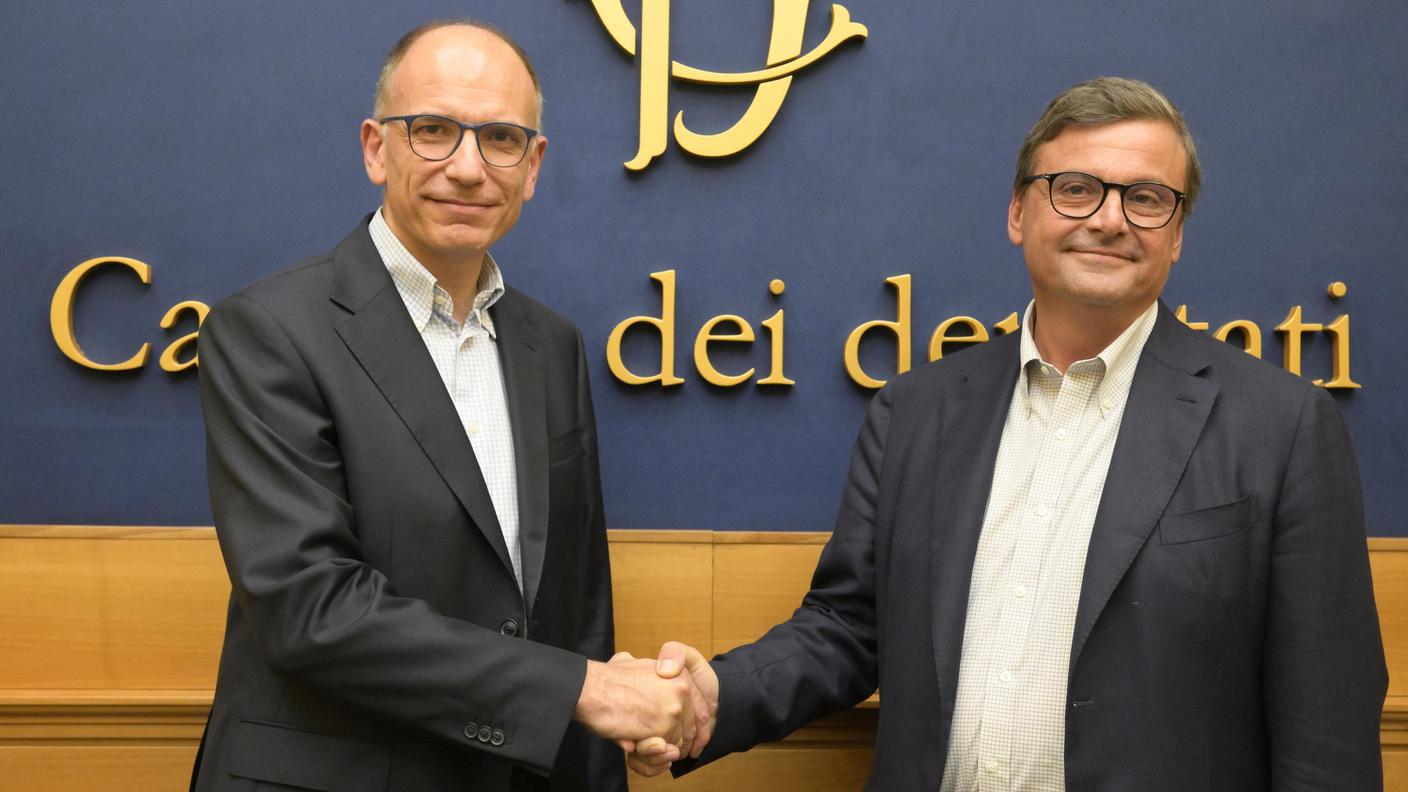 Letta e Calenda: stretta di mano