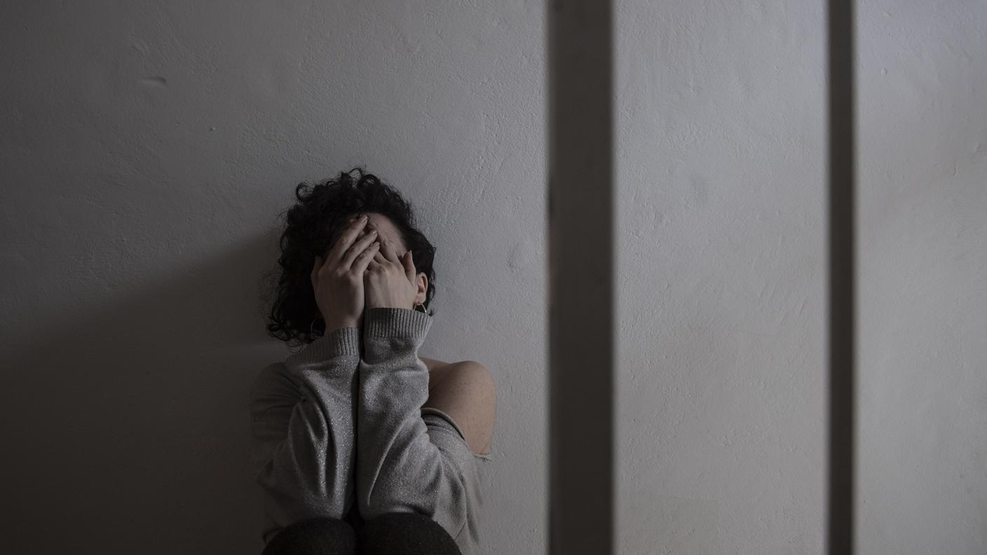 Un 39enne kosovaro del Luganese per anni avrebbe oppresso la moglie