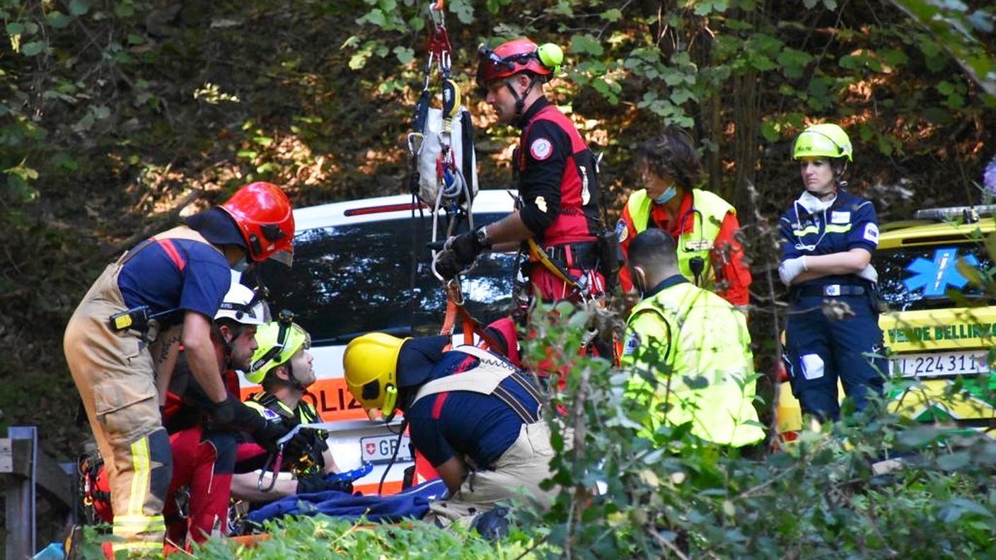 Serie ferite per la donna che è stata elitrasportata in ospedale