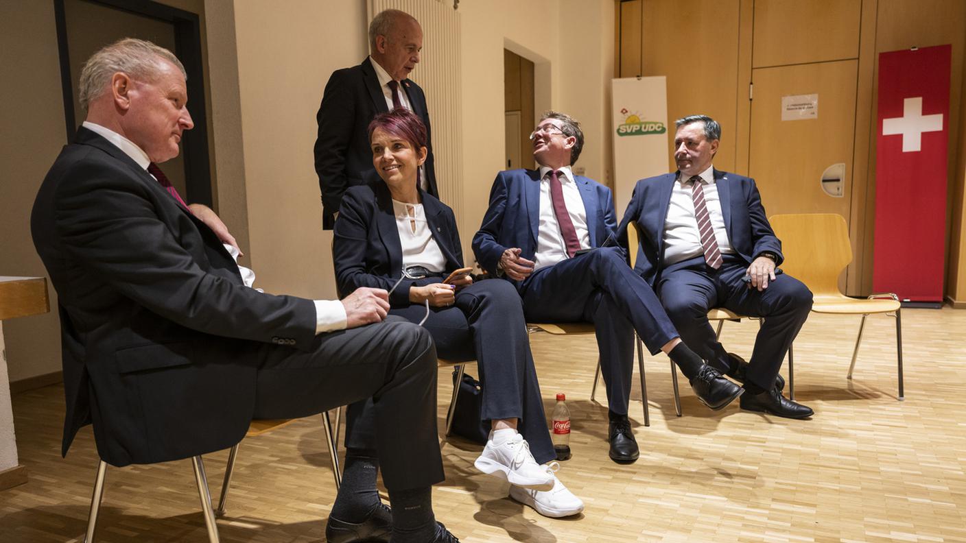 In quattro a farsi avanti per il posto di Ueli Maurer