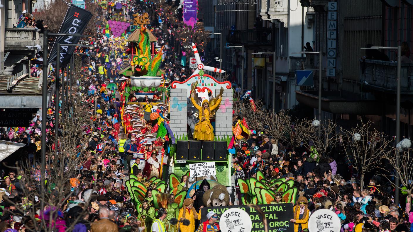 Un'immagina del corteo del 2020