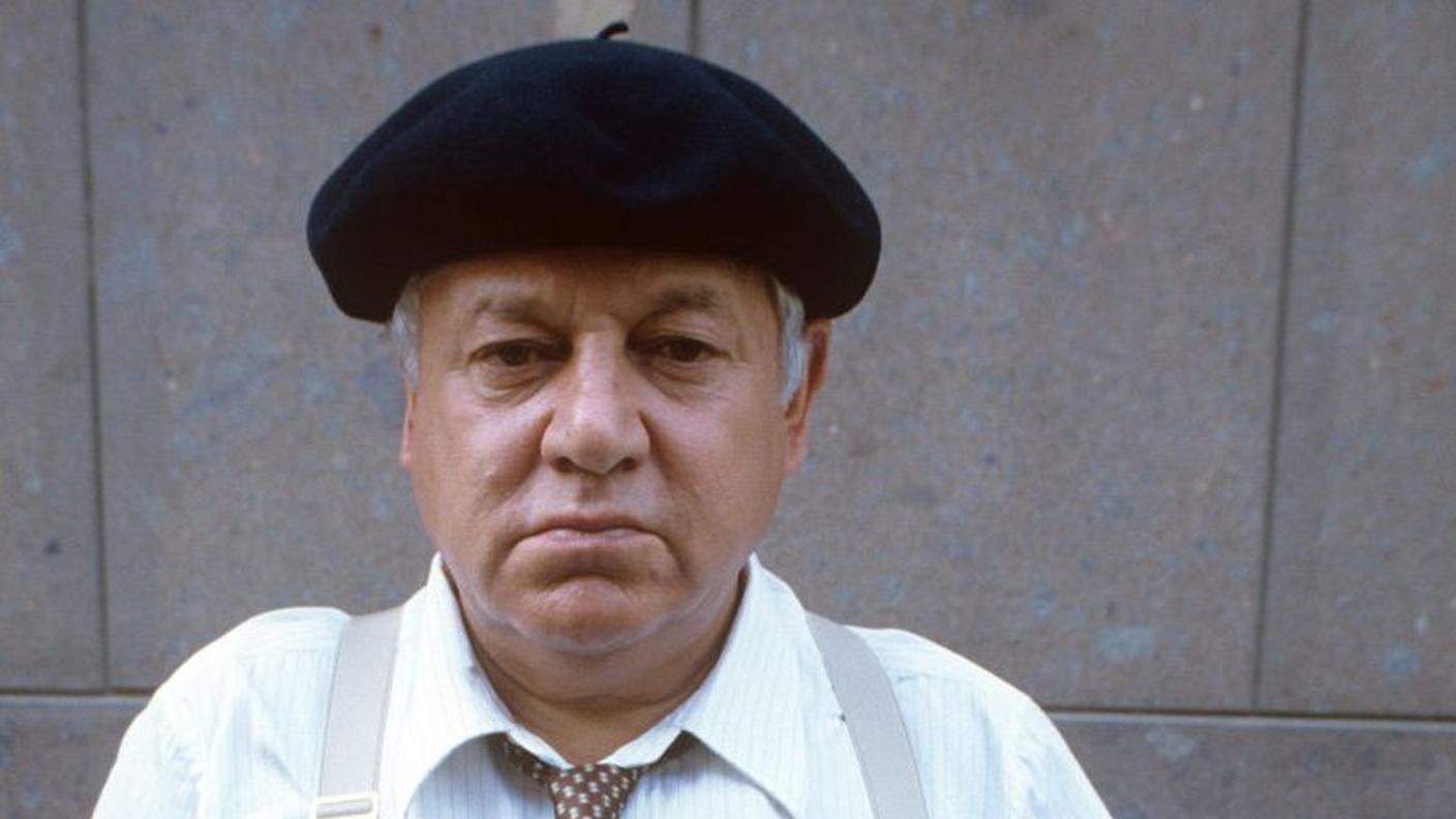 FOTO DI COPERTINA Fantozzi.jpg
