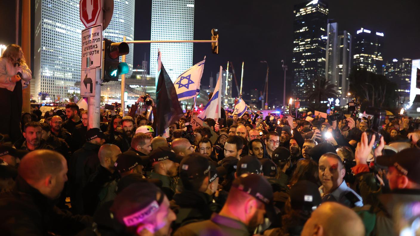 TelAvivInProtesta.jpg