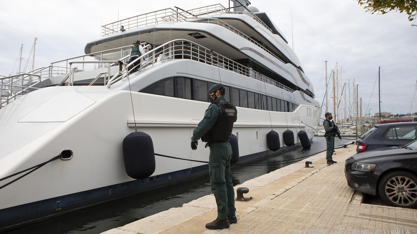 Lo yacht Tango sequestrato a Maiorca