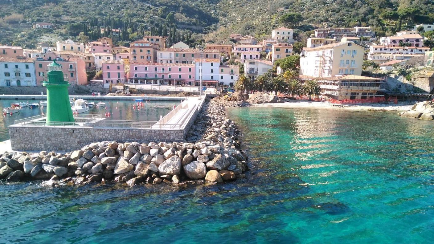 Isola del Giglio: il nuovo porto