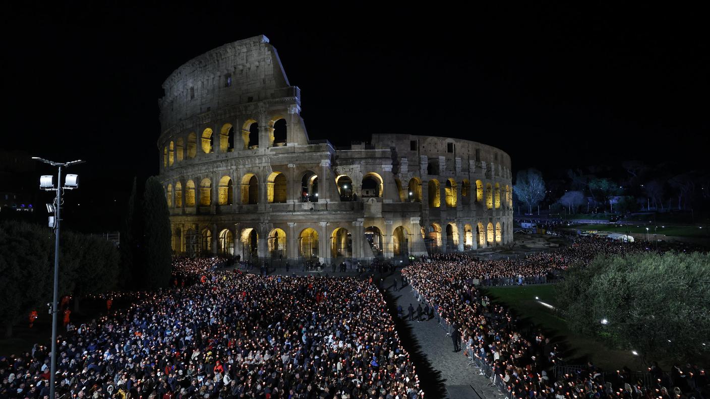 Via Crucis Colosseo