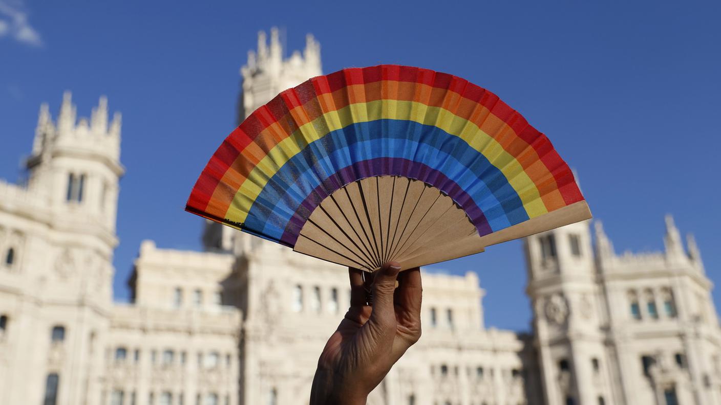 Un ventaglio arcobaleno a Madrid
