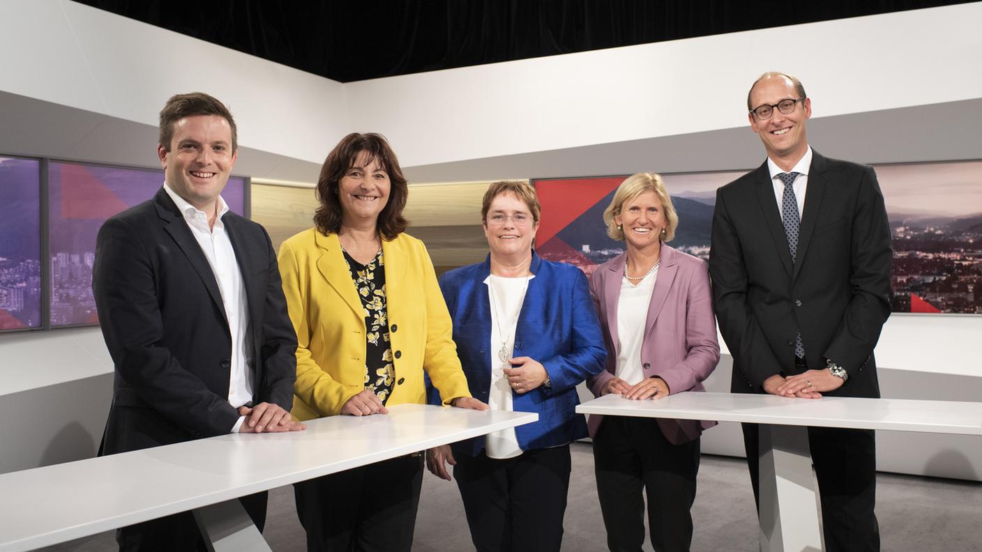 I rappresentanti grigionesi al Nazionale nell'ultima legislatura, con tre donne su cinque deputati: da sinistra Jon Pult, Anna Giacometti, Magdalena Martullo-Blocher, Sandra Locher Benguerel e Martin Candinas
