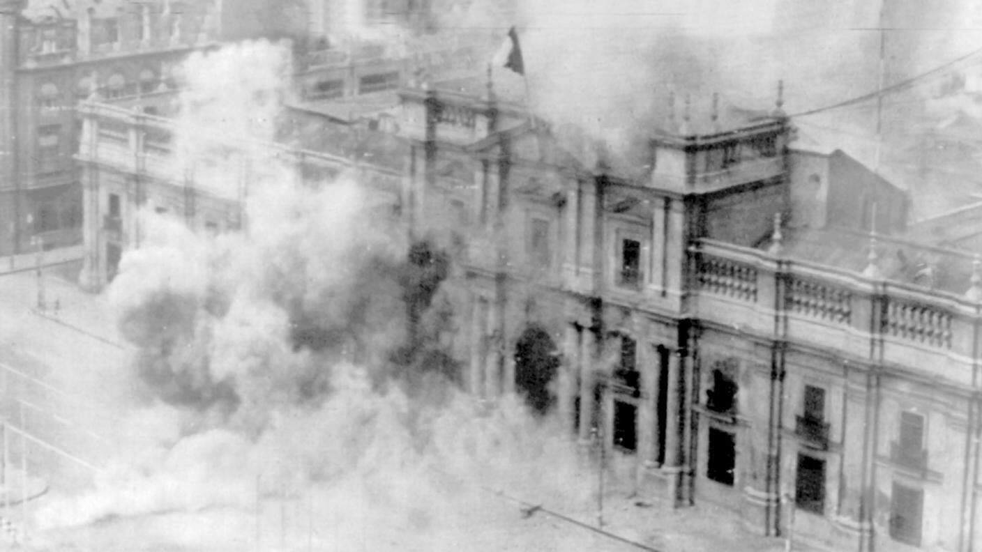 14389976_highres.jpg il bombardamento e l'assalto al Palazzo della Moneda nella capitale cilena Santiago