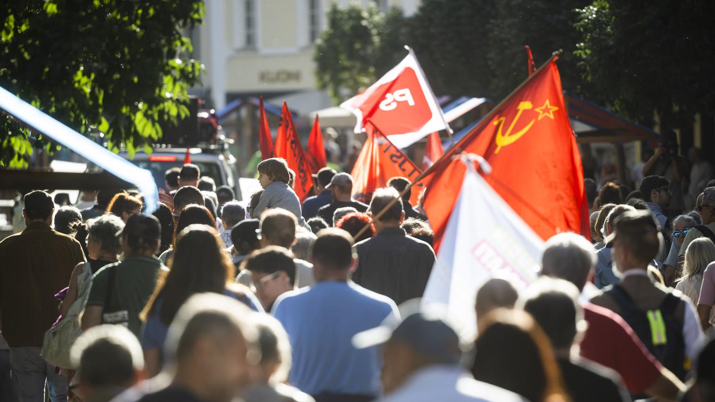 Manifestazione a Bellinzona contro il rincaro dei premi di cassa malati