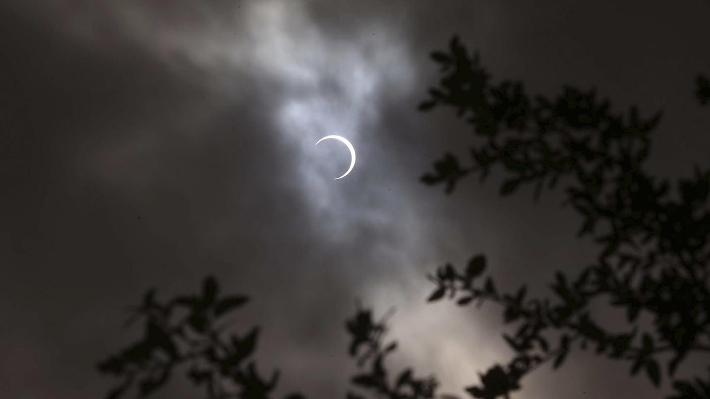 eclissi anulare