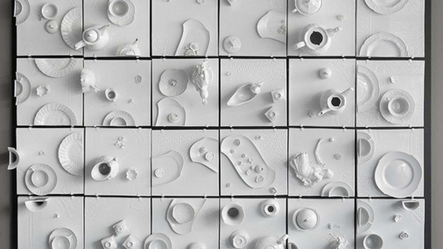 Meissen Porzellan Puzzle di Daniel Spoerri