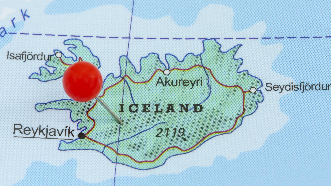 Pin su una mappa dell'Islanda 