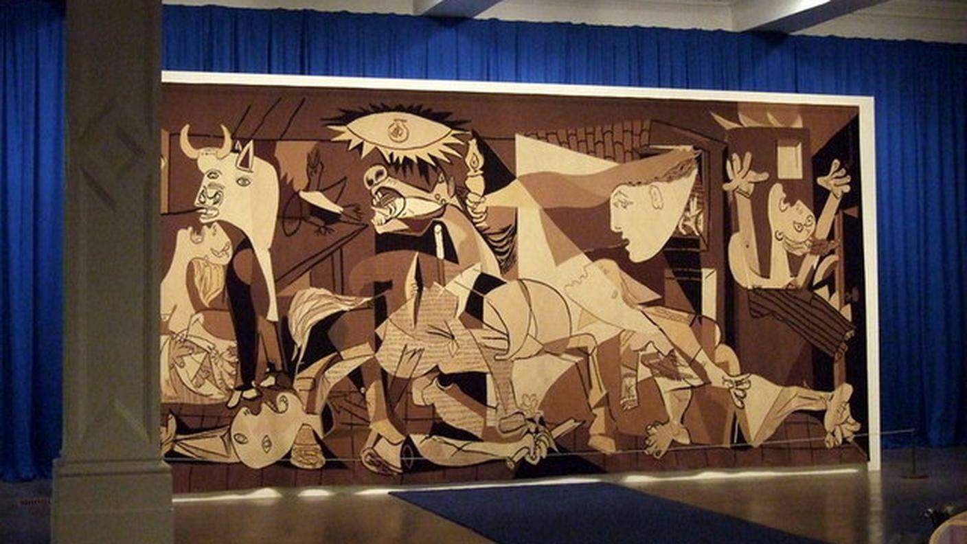 Guernica_at_the_Whitechapel_-_geograph.org.uk_-_1593698.jpg