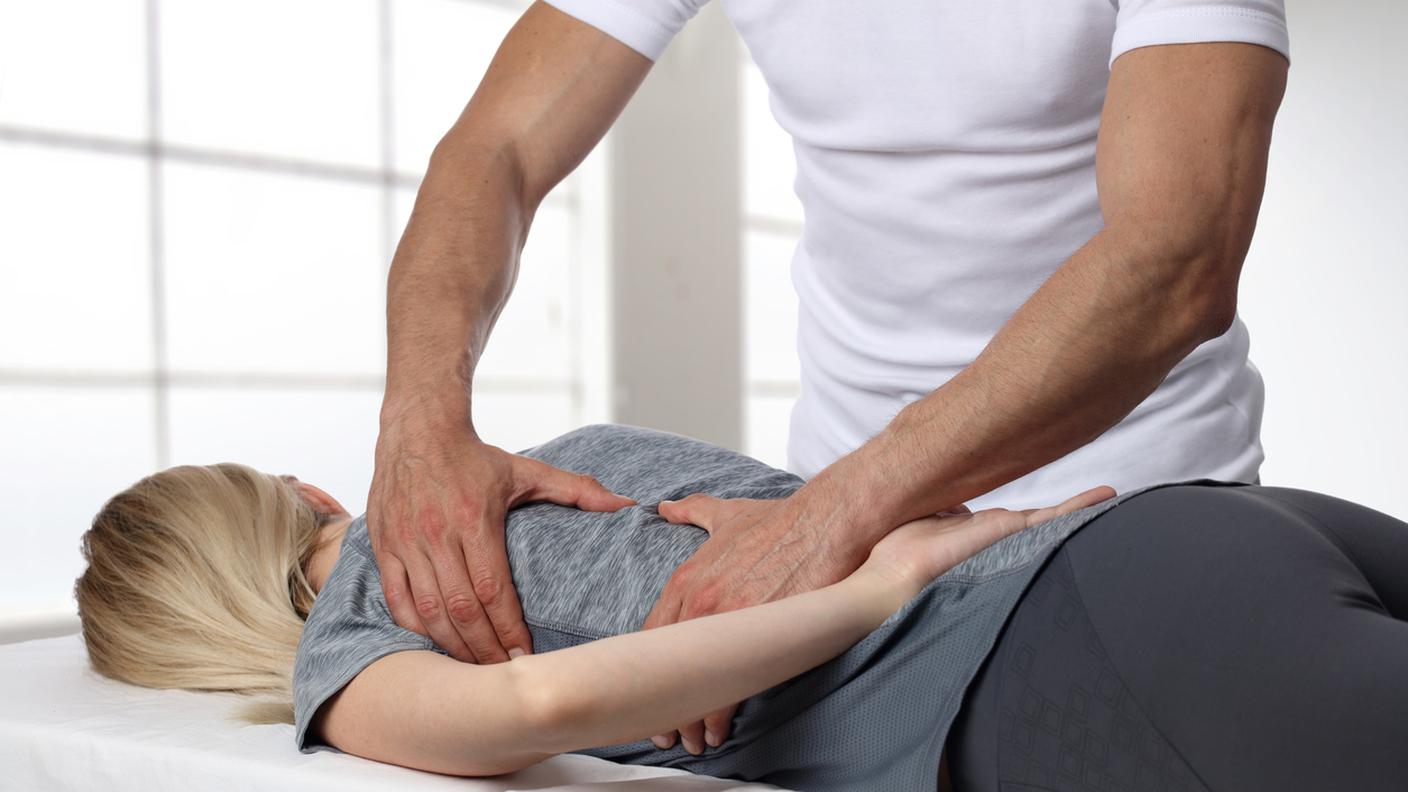 fisioterapista, fisioterapia, dolore, schiena